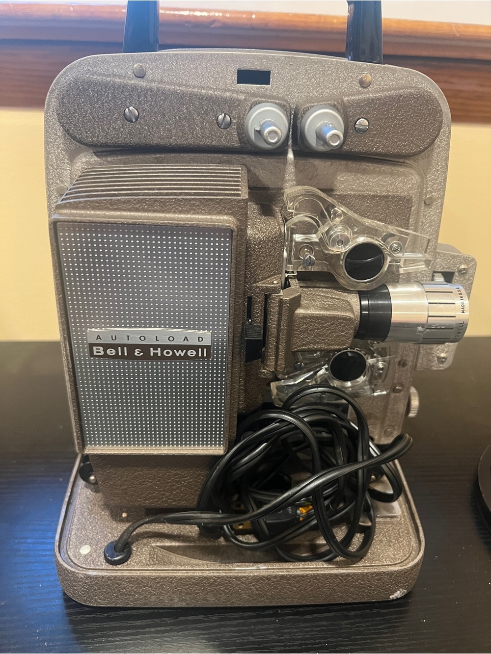 Vintage Bell & Howell 245 PA Autoload Home Movie Projector 8mm - Picture 3 of 4